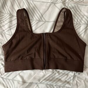 GAPfit sports bra
